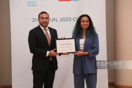 Gənc rəssam: İlk dəfə portret əsərimdə Ümummilli Lideri çəkmişəm