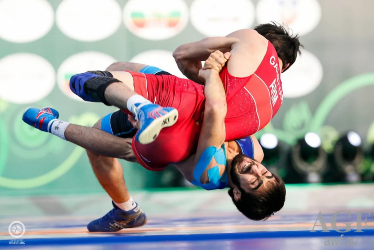 Azərbaycan güləşçiləri gümüş və bürünc medal qazandı