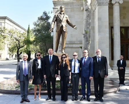 President attended opening of a monument to world-famous singer Rashid Behbudov - UPDATED