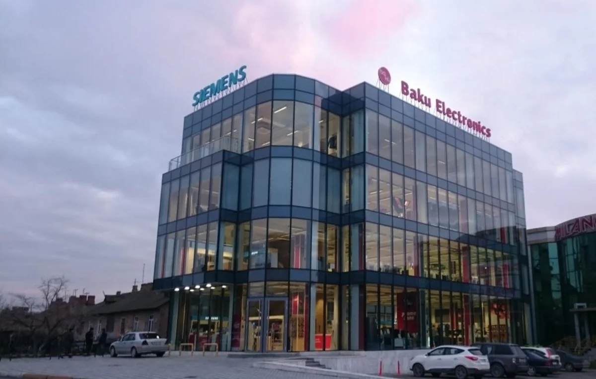Baku Electronicsin iki mağazası bağlanıb