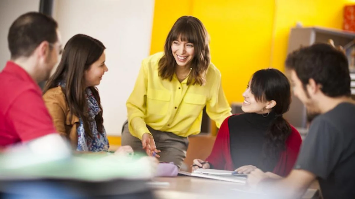 Azərbaycan dilini öyrənmək istəyən əcnəbilər üçün dərslik hazırlanıb