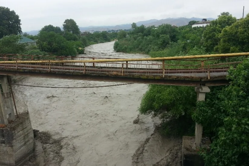Göyçay çayında müvəqqəti alternativ yolun inşası üçün hazırlıqlara başlanılıb