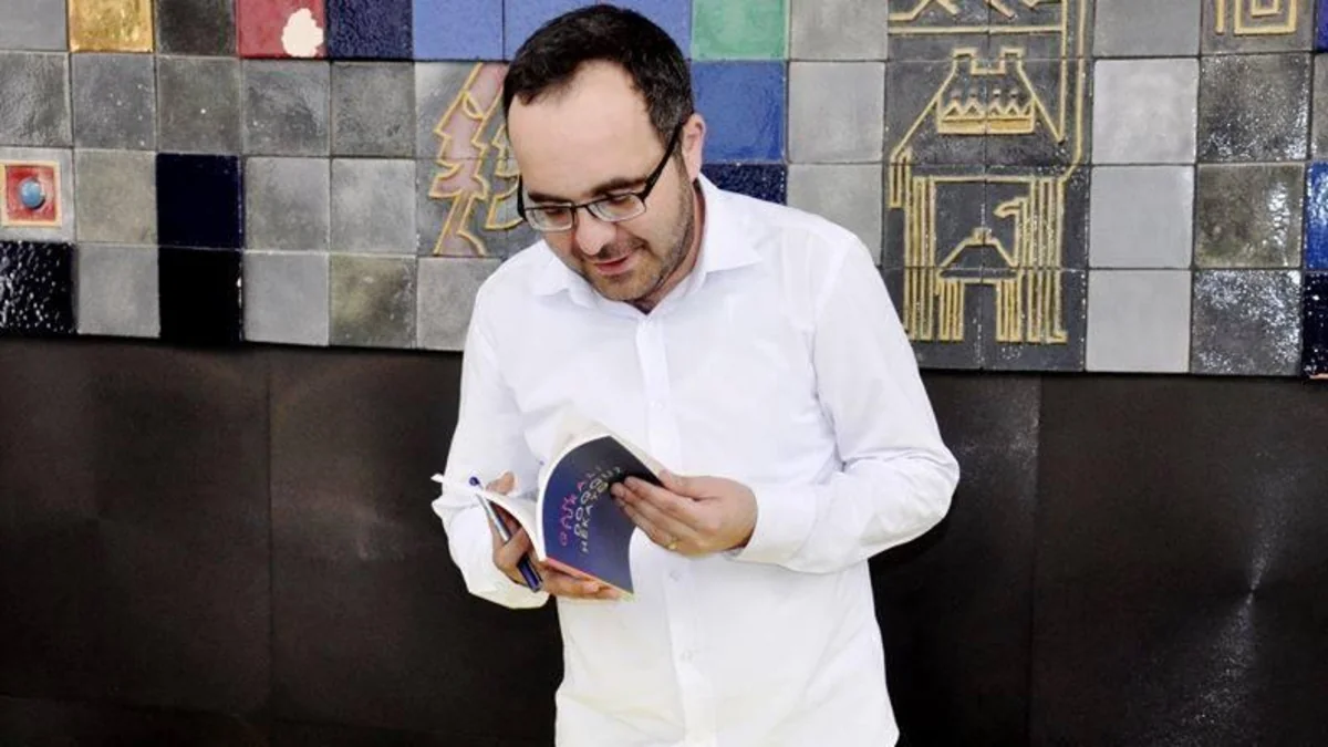 Qan Turalının hekayəsi İraq portalında dərc olunub
