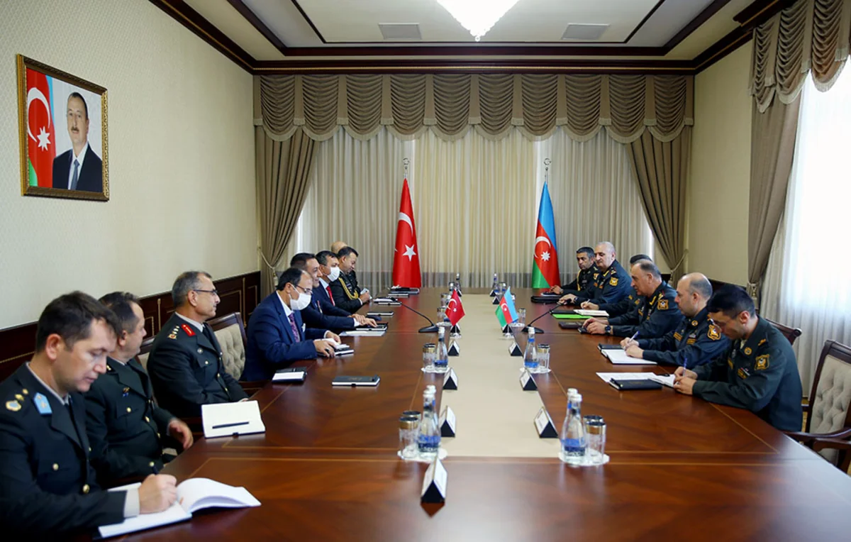Azərbaycan Ordusunun Baş Qərargah rəisi türkiyəli nazir müavini ilə görüşüb