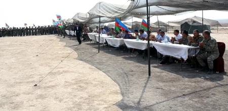 Beyləqan Qarnizonunda hərbi vətənpərvərlik mövzusunda təbdirlər keçirilib - FOTO