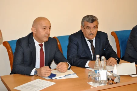 Meliorasiya və Su Təsərrüfatının sədri Ağdaşda vətəndaşları qəbul edib