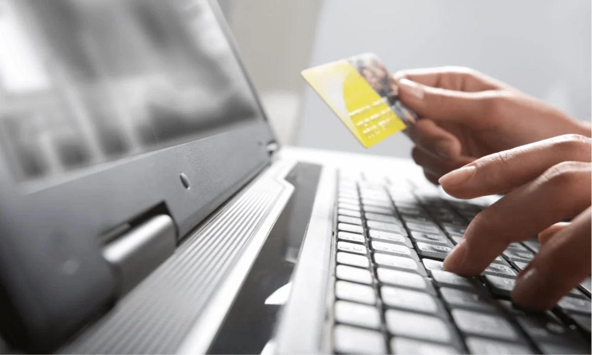 Ranking of financial institutions on currency transactions using payment cards (January 2017)