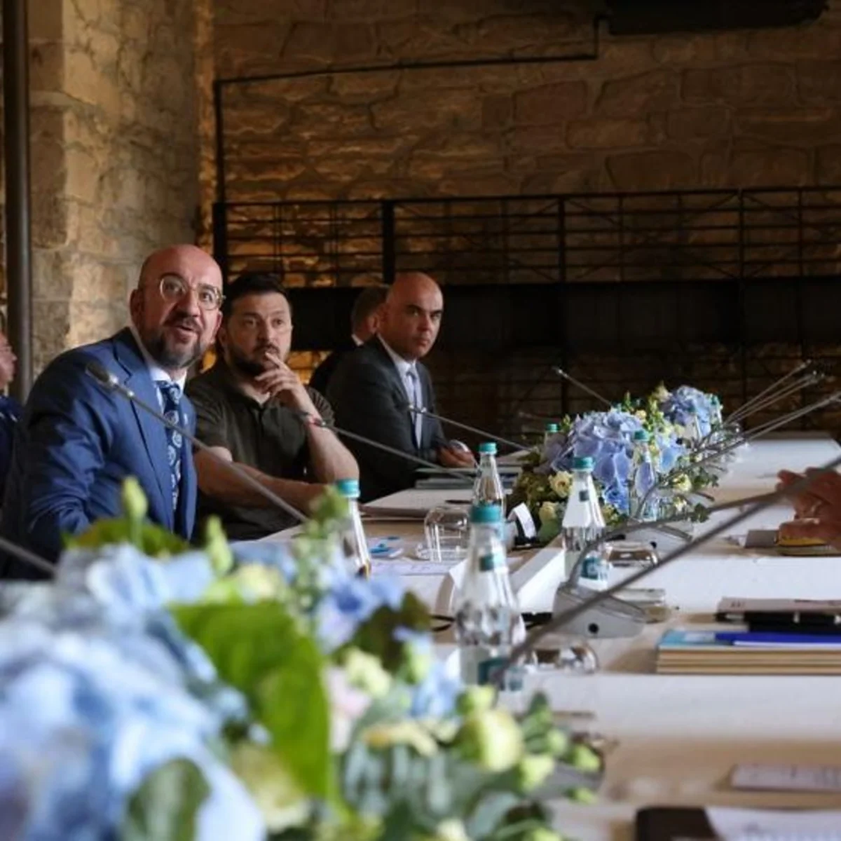 Şarl Mişel və Volodimir Zelenski arasında görüş olub