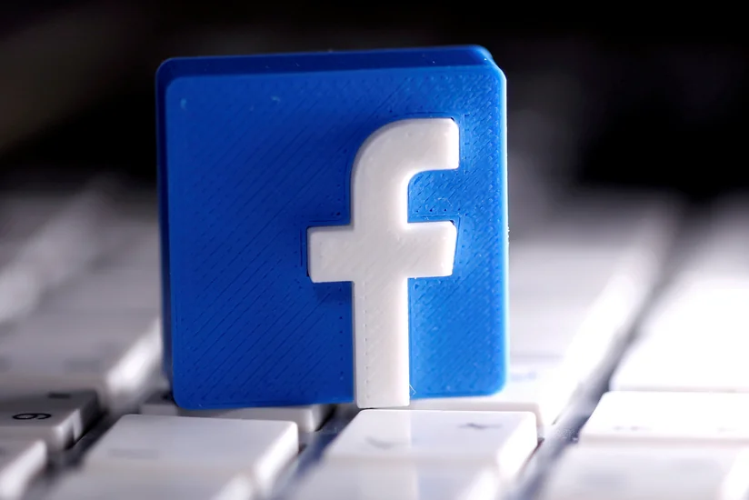 Facebook впервые в истории фиксирует падение своих доходов