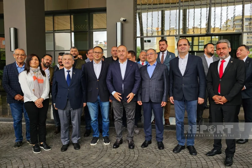 YAP nümayəndə heyəti Antalyada Türkiyə XİN başçısı ilə görüşüb