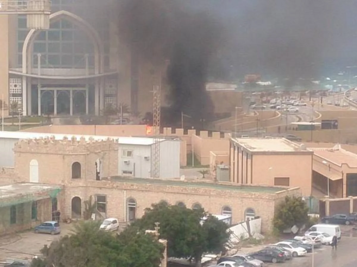 Gunmen at Libyan hotel take hostages: 3 dead