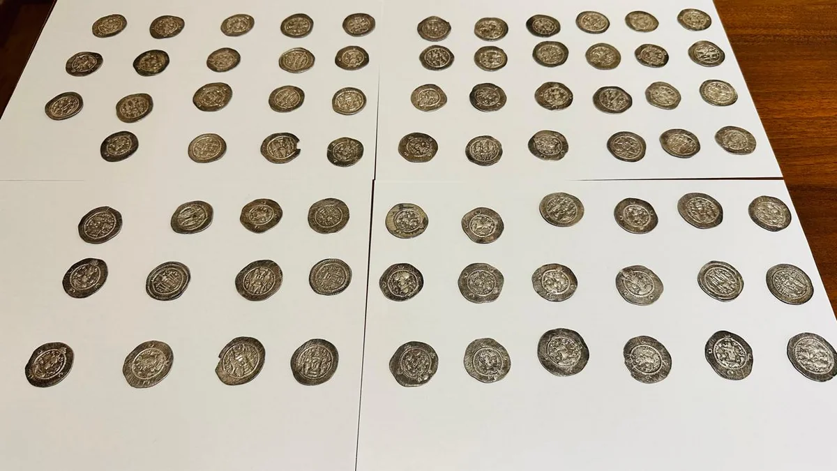 В Шеки задержан подозреваемый в продаже серебряных монет VII века