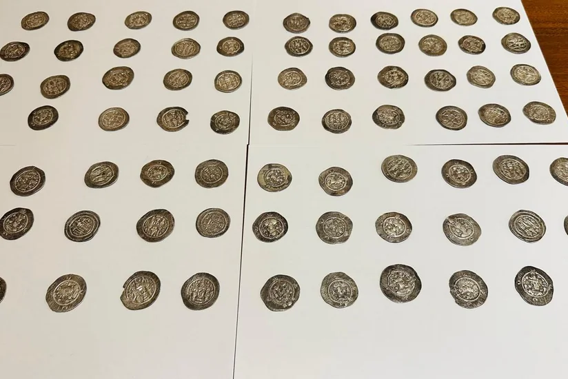 В Шеки задержан подозреваемый в продаже серебряных монет VII века