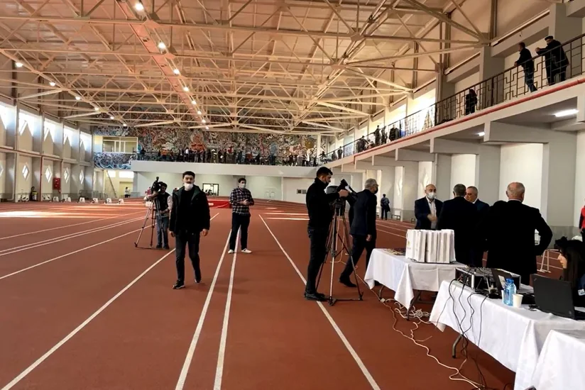Atletika üzrə Azərbaycan çempionatı start götürüb