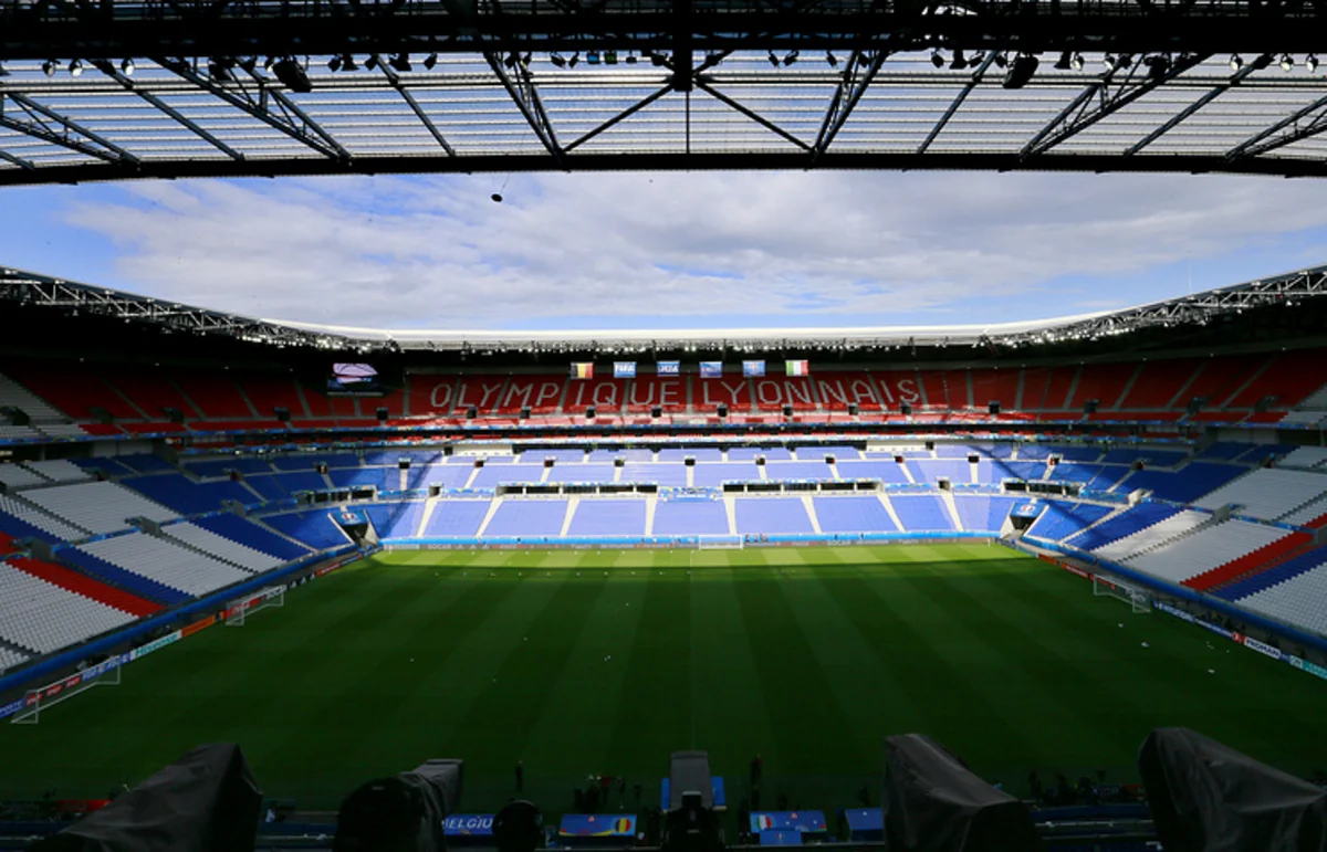 Three matches of Euro 2016 group tournament start today