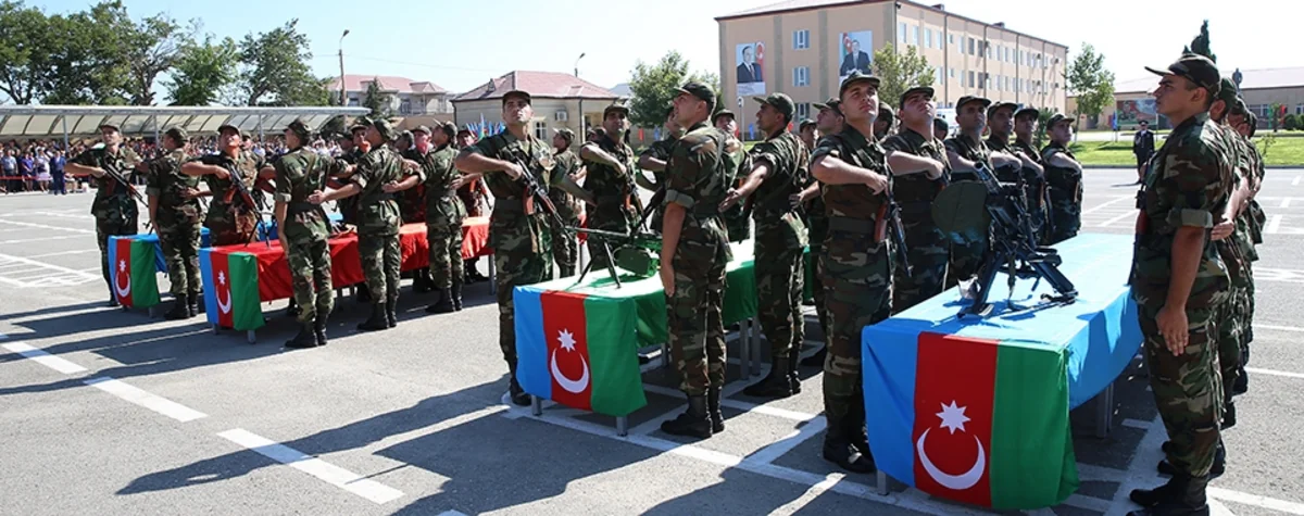 Madat Guliyev attends oath taking ceremony of young soldiers