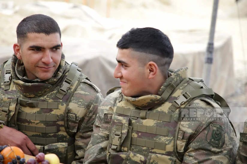 Azad edilən ərazilərdə dislokasiya olunan bölmələrdən FOTOREPORTAJ