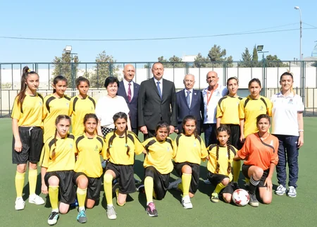 President Ilham Aliyev views the secondary school No 201 in Nizami district after major overhaul