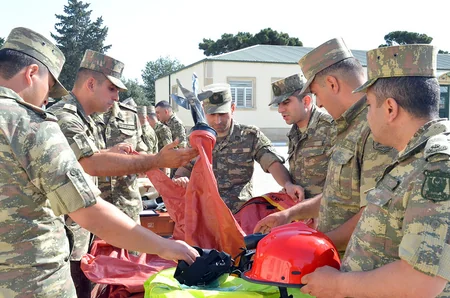Azərbaycan Ordusunun radiasiya, kimyəvi və bioloji mühafizə bölmələrində təlim keçirilib