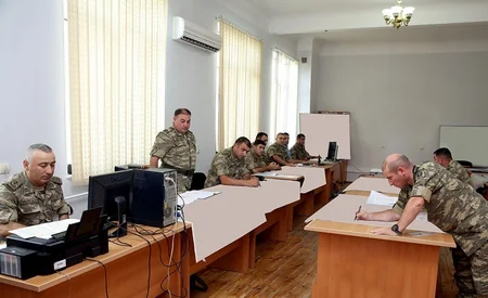 В Центре военных игр проводится командно-штабное учение - ВИДЕО