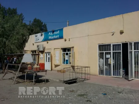 Bərdədə mağaza qarət olunub - FOTO