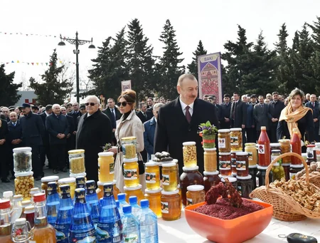 Prezident İlham Əliyev Novruz bayramı münasibətilə ümumxalq şənliyində iştirak edib - YENİLƏNİB