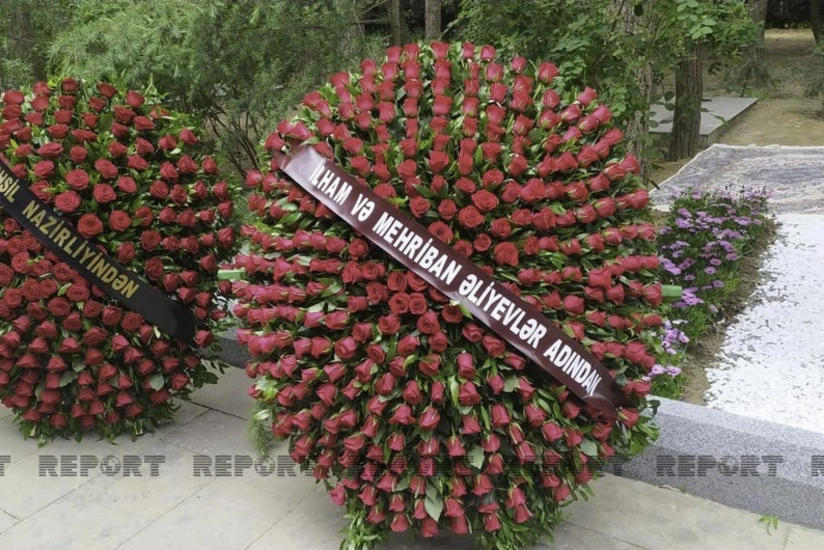 Prezident və xanımı akademik Çingiz Qacarın dəfn mərasiminə əklil göndərib