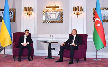 İlham Əliyev Brüsseldə Ukrayna Prezidenti ilə görüşüb