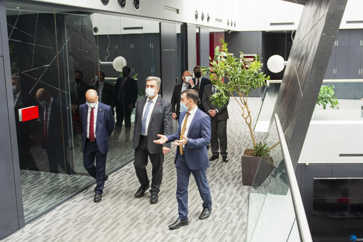 Türkiyənin Kosmik Agentliyinin rəhbəri “Azərkosmos”da olub