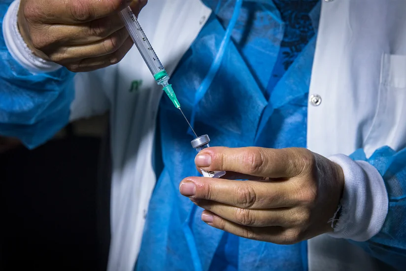 İsraildə koronavirusa qarşı peyvənd olunanların sayı 1 milyona çatdı