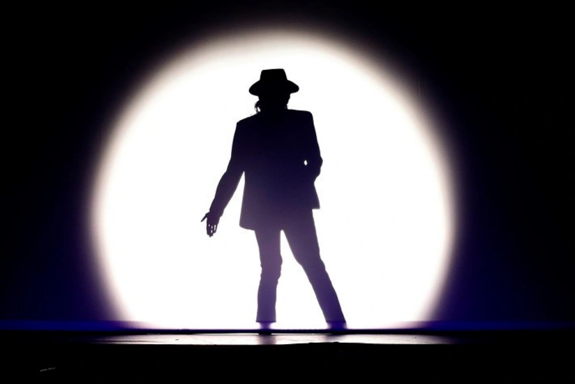 Sony Music Maykl Ceksonun albomunun saxtalığı ilə bağlı məsələni şərh edib