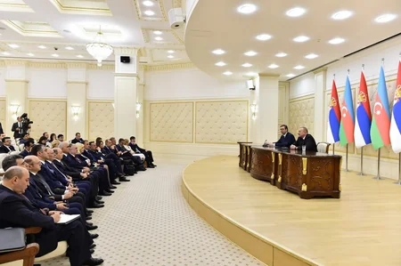Azərbaycan və Serbiya prezidentləri mətbuata bəyanatlarla çıxış ediblər