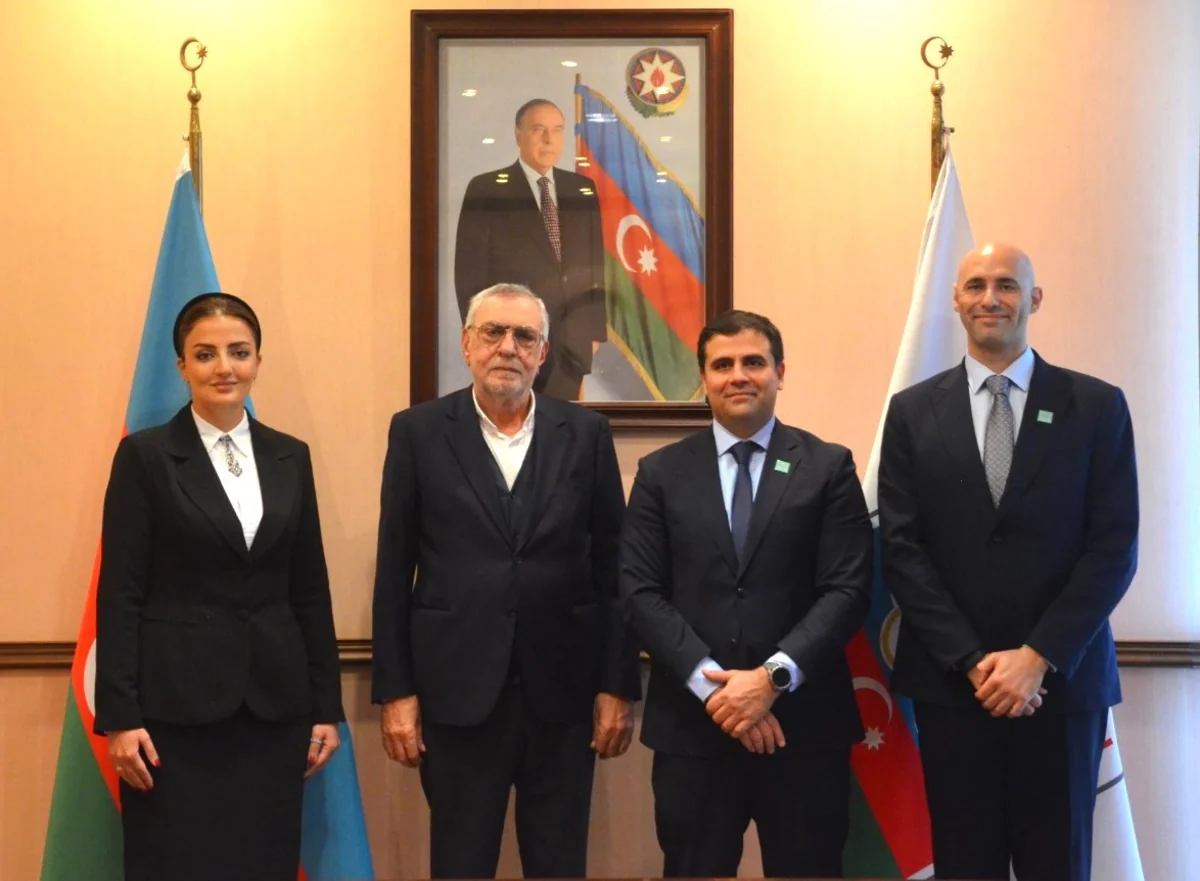 Çingiz Hüseynzadə İslam Həmrəyliyi İdman Assosiasiyasının nümayəndə heyətini qəbul edib