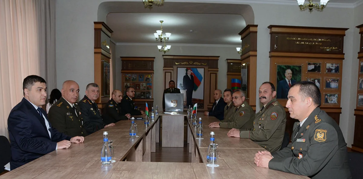 Подписан документ по сотрудничеству между военными академиями Азербайджана и Болгарии