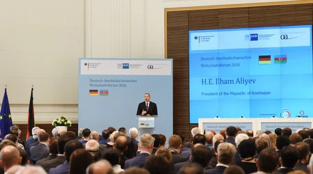 Prezident İlham Əliyev Berlində Azərbaycan-Almaniya İqtisadi Forumunun açılışında iştirak edib