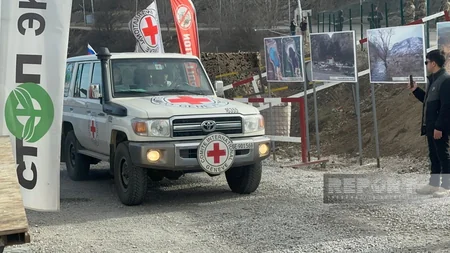 По дороге Ханкенди-Лачын беспрепятственно проехали автомобили МККК