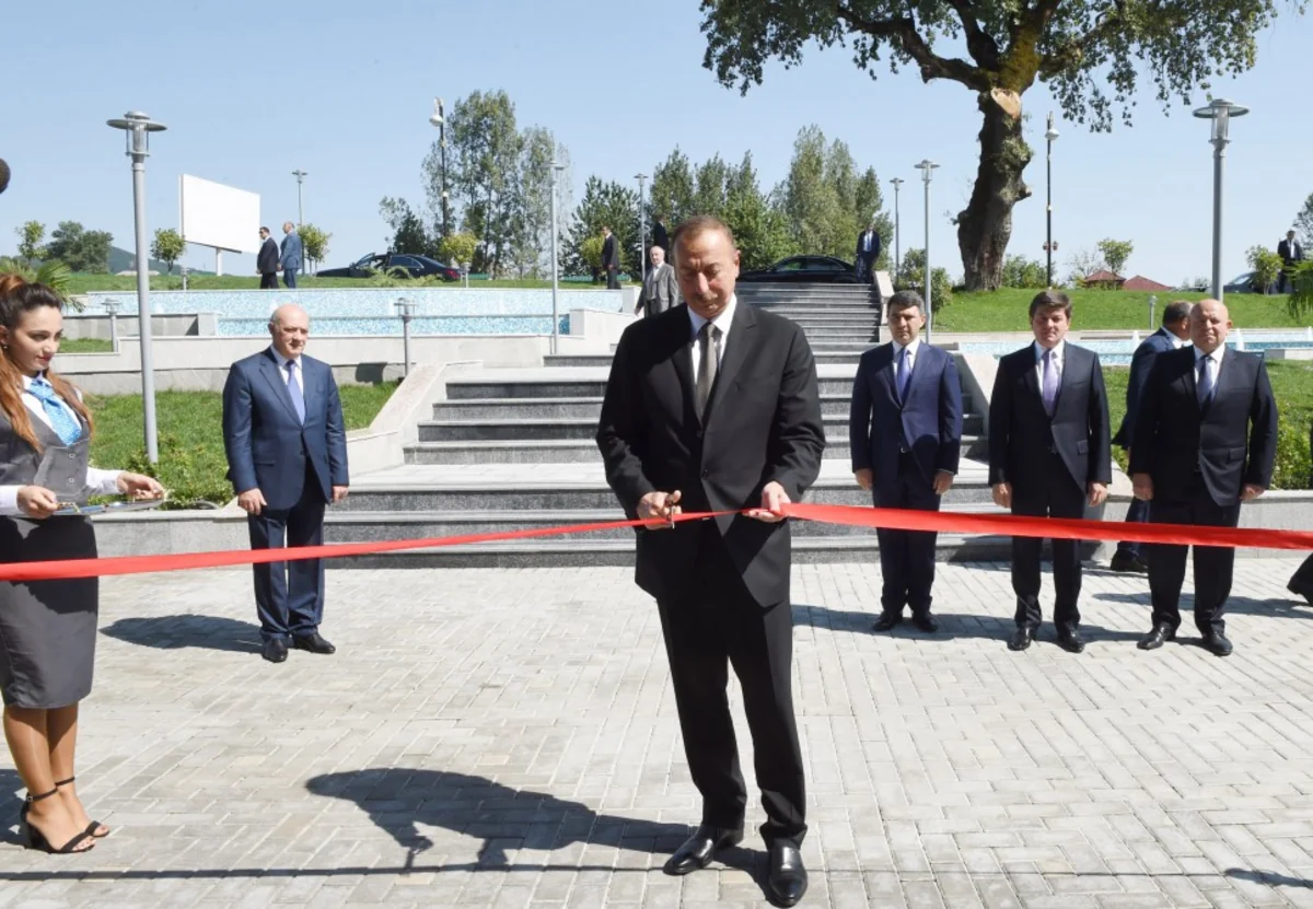 Prezident İlham Əliyev Qəbələ regional “ASAN xidmət” mərkəzinin açılışında iştirak edib