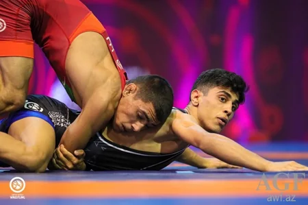 Azərbaycan güləşçiləri Avropa çempionatında iki qızıl, bir bürünc medal qazanıblar - VİDEO - FOTO
