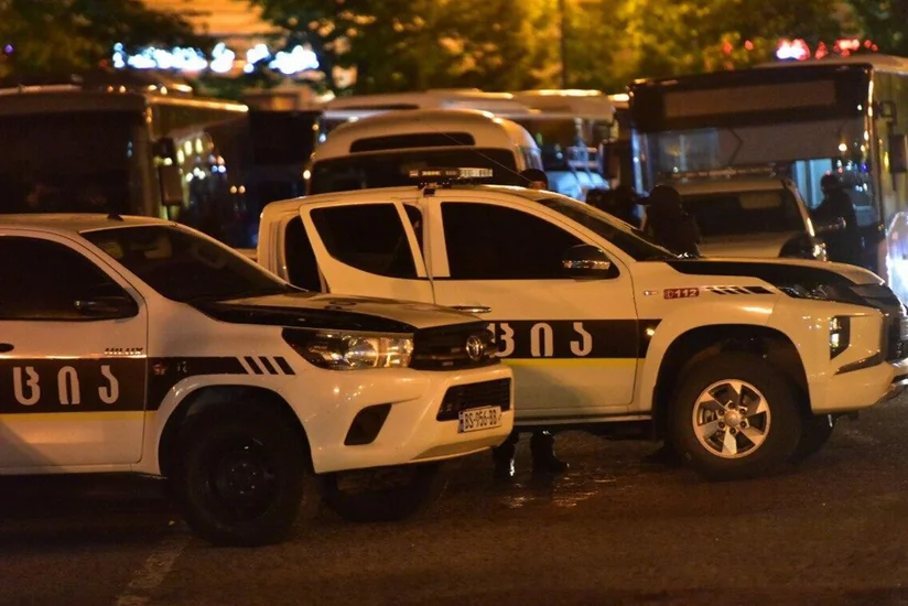 Gürcüstanda gecə klublarında xüsusi əməliyyat: əcnəbilərə qarşı dələduzluq edənlər saxlanılıb