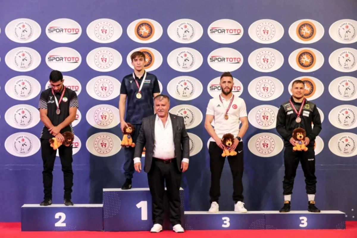 Azərbaycan güləşçiləri Türkiyədəki beynəlxalq turnirdə 12 medal qazanıblar