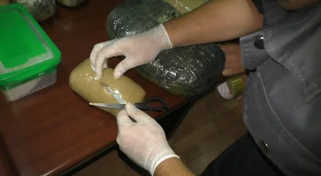 Bakı sakinləri Cəlilabadda 10 kiloqram narkotiklə tutulub