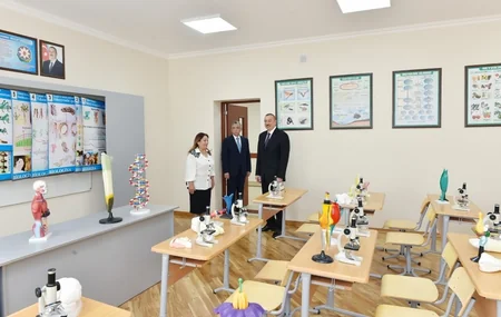 Prezident İlham Əliyev 101 nömrəli məktəbin əsaslı təmir və yenidənqurmadan sonrakı vəziyyəti ilə tanış olub - YENİLƏNİB
