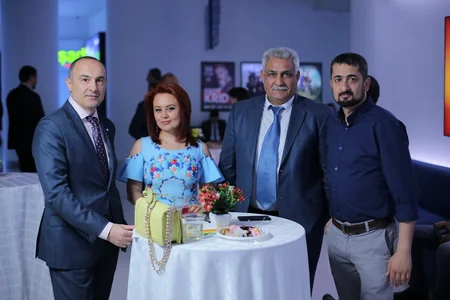 Bank Respublika Bakı və Gəncədə ADR-in 100 illiyinə həsr olunmuş filmin premyerasını keçirib