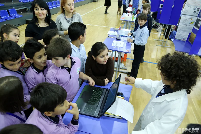 Bakı İstedadlar Təhsil Kompleksində bilik sərgisi keçirilib