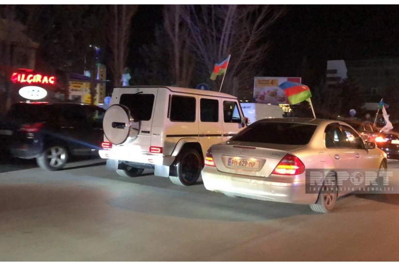 Exit-pollun nəticələri açıqlanandan sonra Sumqayıtda avtoyürüş başlayıb