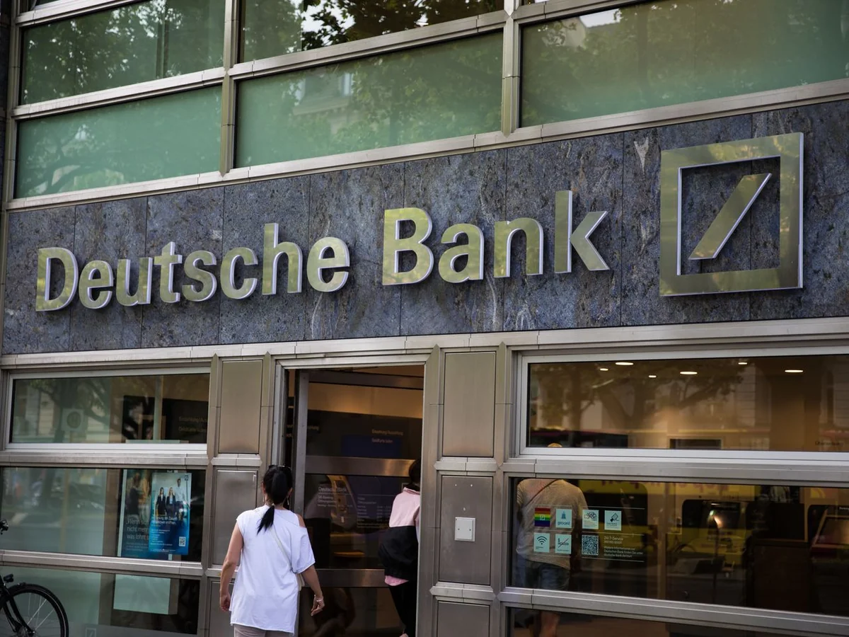 Deutsche Bank и его дочка пострадали от утечки персональных данных