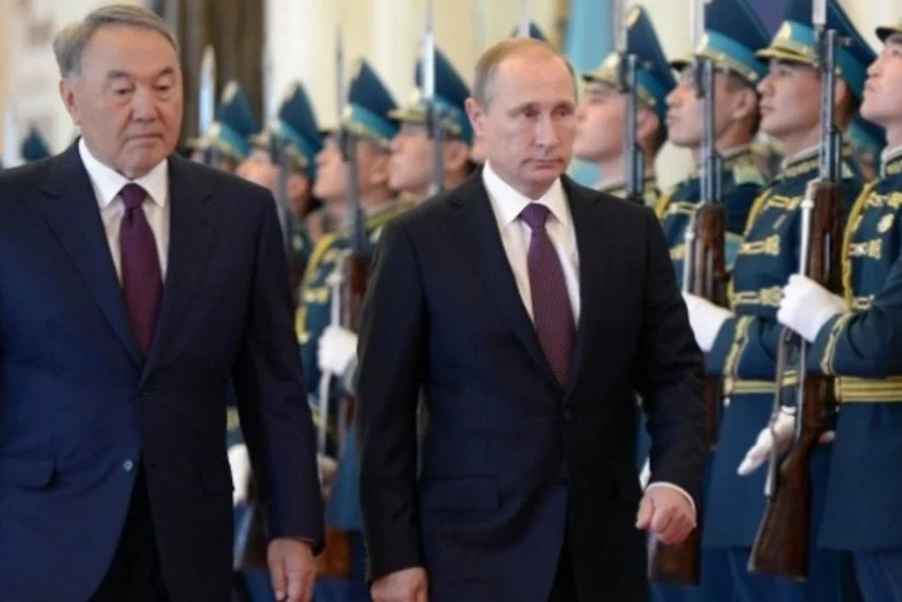 ​Путин обсудил с Назарбаевым ситуацию вокруг Нагорного Карабаха