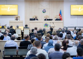 В суде показали видеокадры, на которых запечатлено, как армянские военные пытают азербайджанцев
