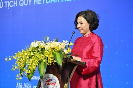 Vice-President of Heydar Aliyev Foundation visits Vietnam