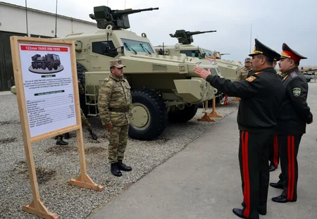 Uzbek defence minister visits military unit in Azerbaijan